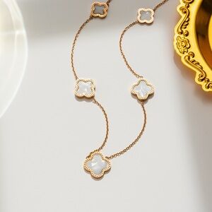 Gold and White Clover Flower Necklace 18k gold plated